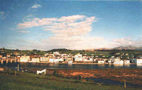 Villa y Ria de Navia